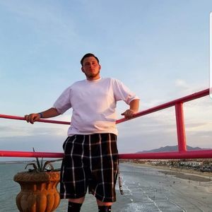 Meet your Posher, Ian